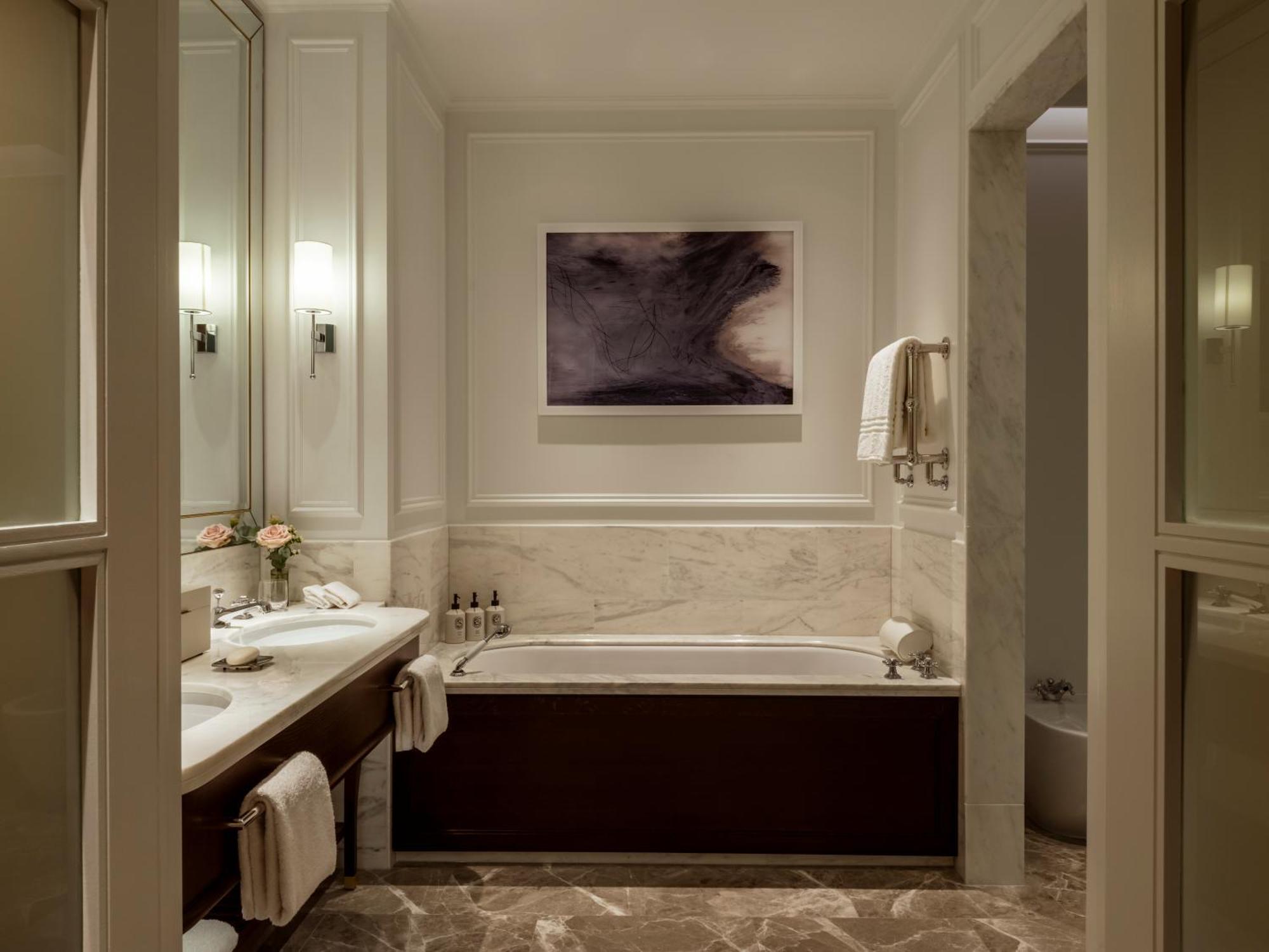 Corinthia Grand Hotel Astoria Брюссель Экстерьер фото